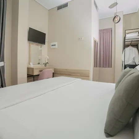 Acropolis Vision Hotel 2*