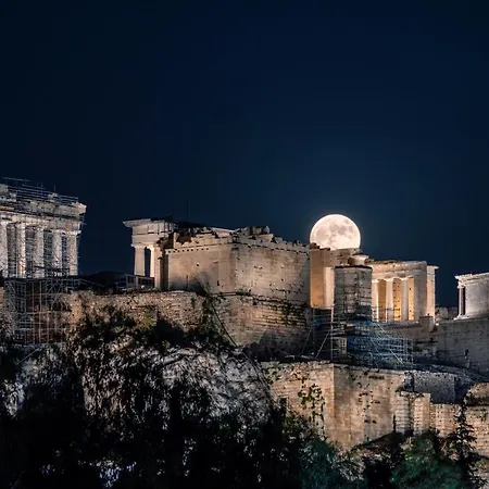 Acropolis Vision Hotel 2*